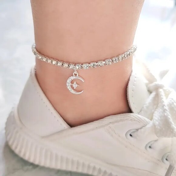 Silver Rhinestone Moon and Star Anklet NWT - Picture 1 of 3